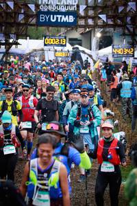 BIB: 000213, 440342
                            <button type="button" onclick="openModal(13426747)" class="btn btn-primary btn-sm float-right btn-popup" data-toggle="modal" data-target=".modal-high-quality">
                        <i class="fas fa-shopping-cart"></i> Add to Cart
                    </button>
                                            <button type="button" onclick="isThisMe(13426747, true)" class="btn btn-success btn-sm float-right btn-popup btn-isme hidden" data-toggle="tooltip" data-placement="bottom" title="นี่คือรูปของคุณใช่ไหม คลิกที่นี่เพื่อเอาเข้าอัลบั้ม">
                        <i class="fas fa-plus"></i> Add to album
                    </button>
                    <button type="button" onclick="isThisMe(13426747, false)" class="btn btn-warning btn-sm float-right btn-popup btn-isnotme hidden">
                        <i class="fas fa-ban"></i> Remove from album
                    </button>